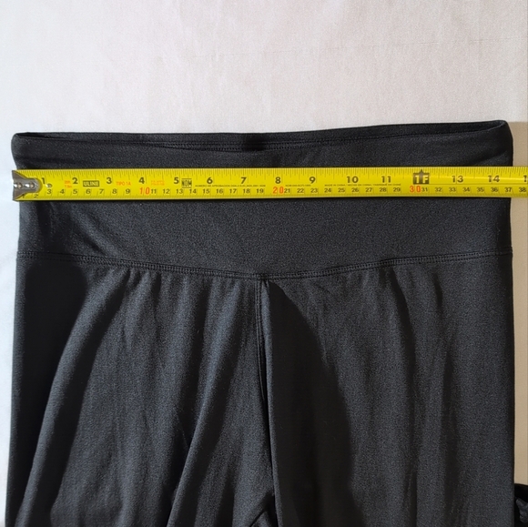 Express Black  Leggings Size Medium - Picture 5 of 8